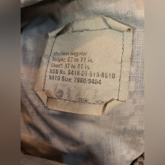 Army set size medium hat, Top, pants, drink backpack - Picture 8 of 9